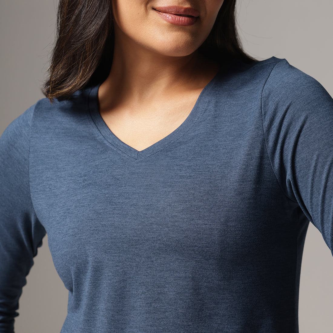 AirMelt ™ Apple Hem Tee