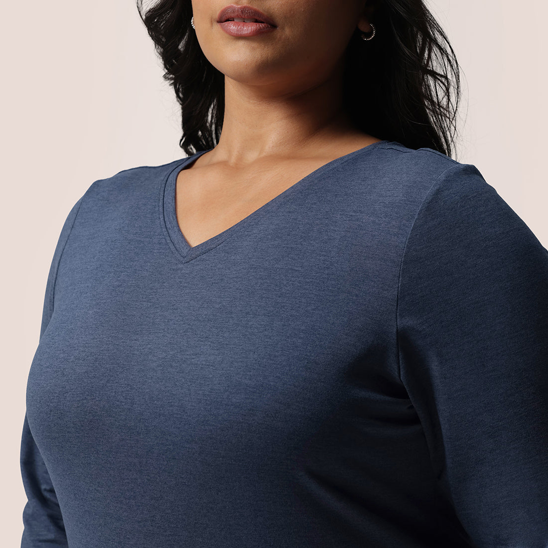 AirMelt ™ Apple Hem Tee