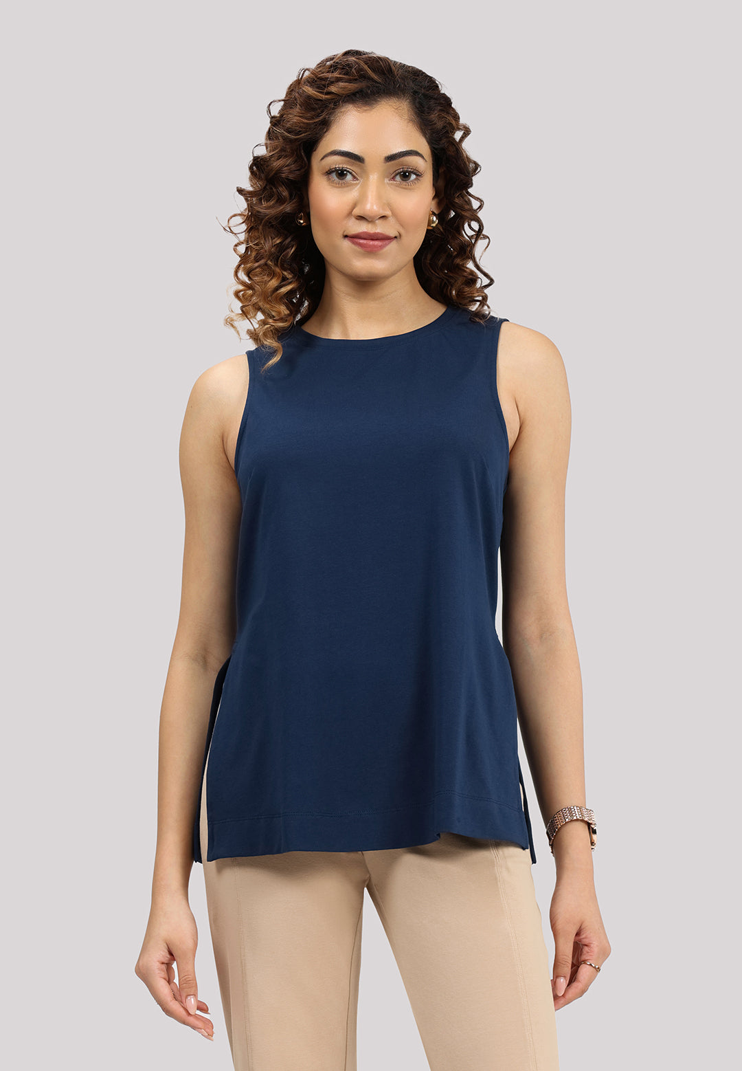 Last Tee Sleeveless Long Slit Top