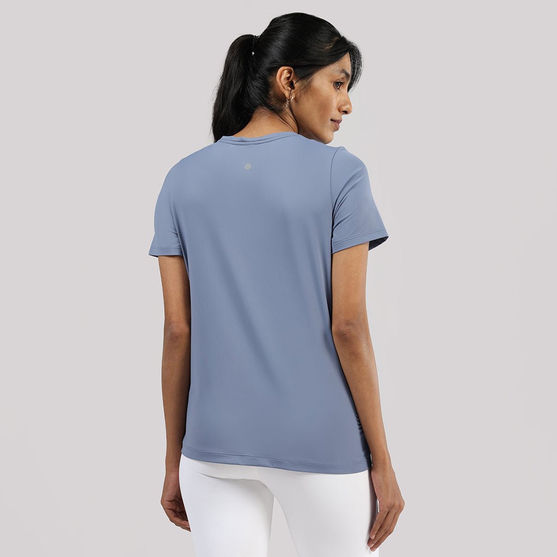 AeroCool™ Training - V Neck - BlissClub