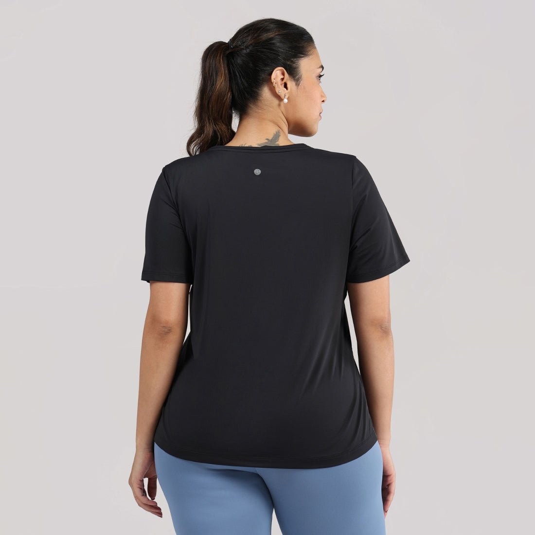 AeroCool™ Training - V Neck - BlissClub