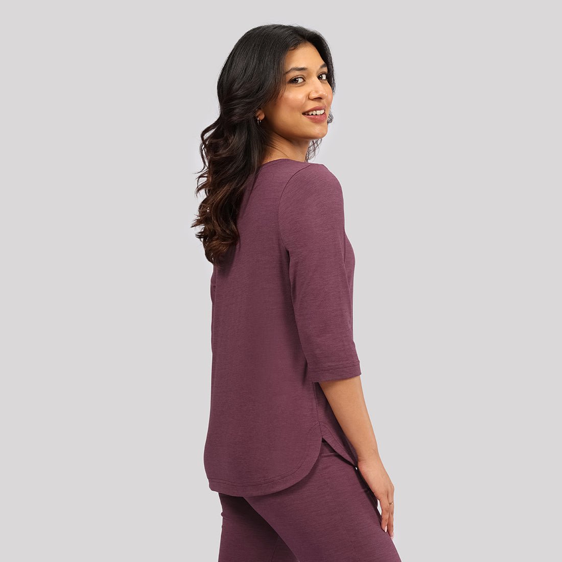 AirMelt ™ Apple Hem Tee - BlissClub