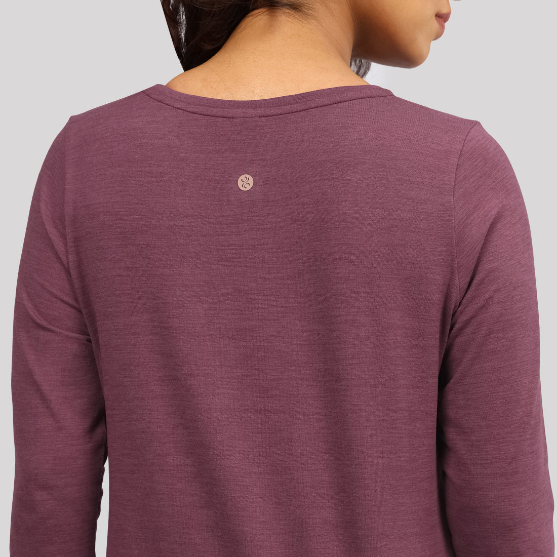 AirMelt ™ Apple Hem Tee - BlissClub