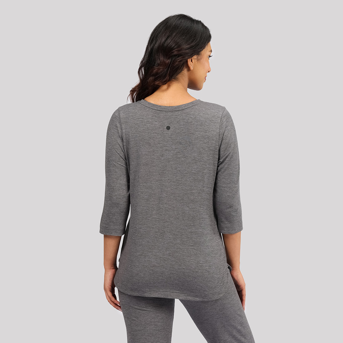 AirMelt ™ Apple Hem Tee