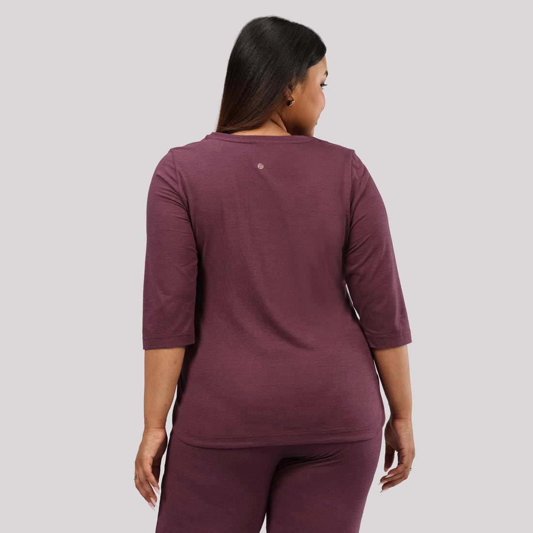 AirMelt ™ Apple Hem Tee