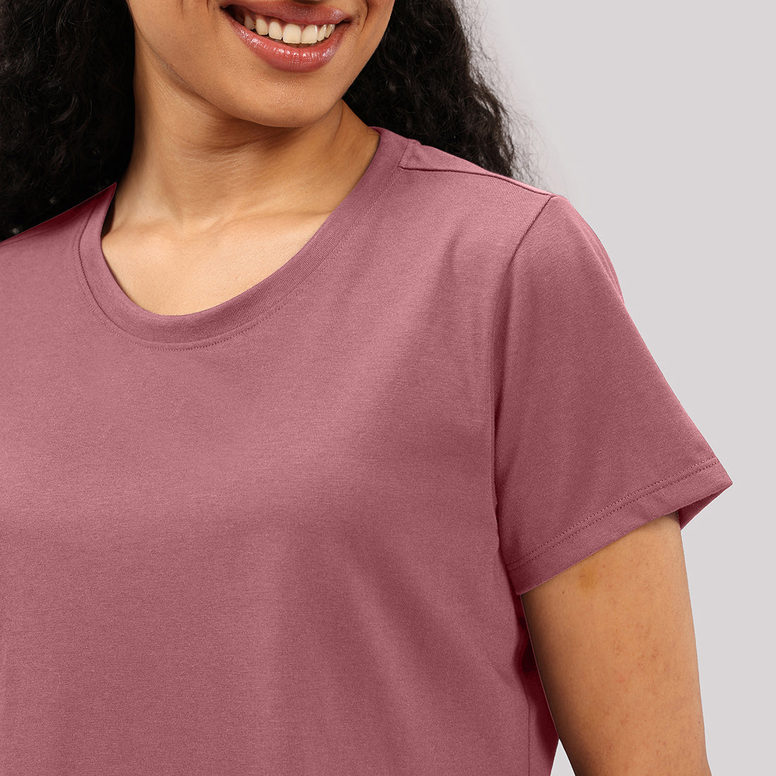 Cotton Pro Curved Hem Tee