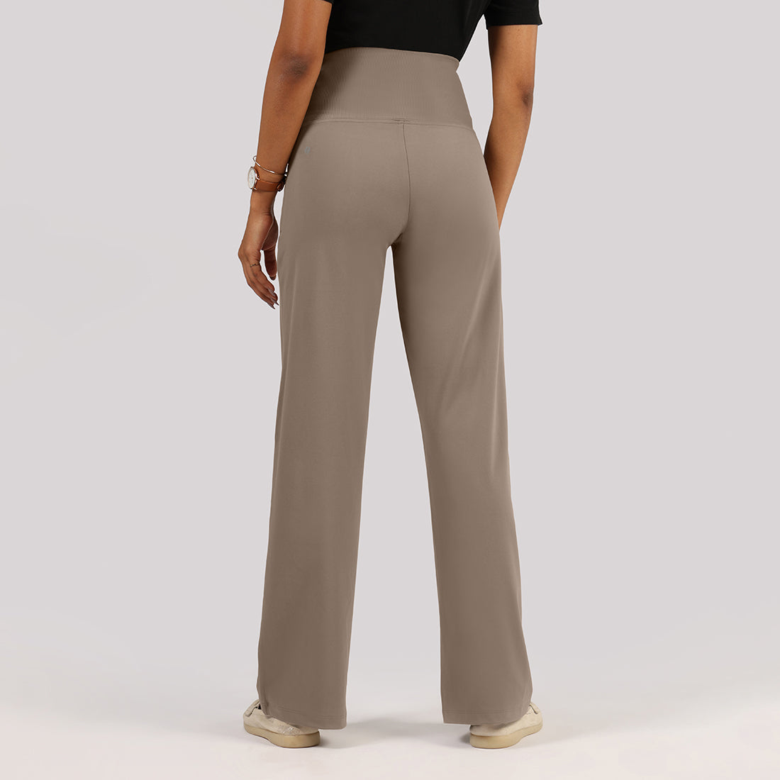The Ultimate Sculpt Wide-Legged Pants