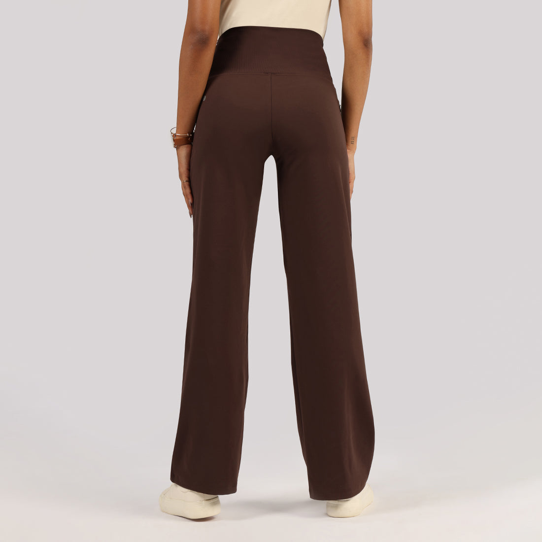The Ultimate Sculpt Wide-Legged Pants