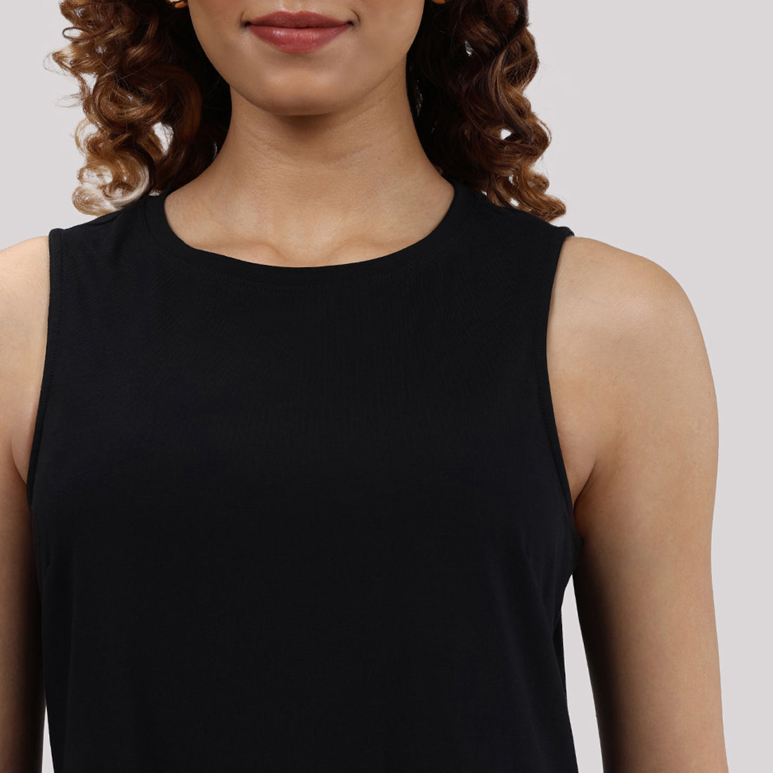 Last Tee Sleeveless Long Slit Top