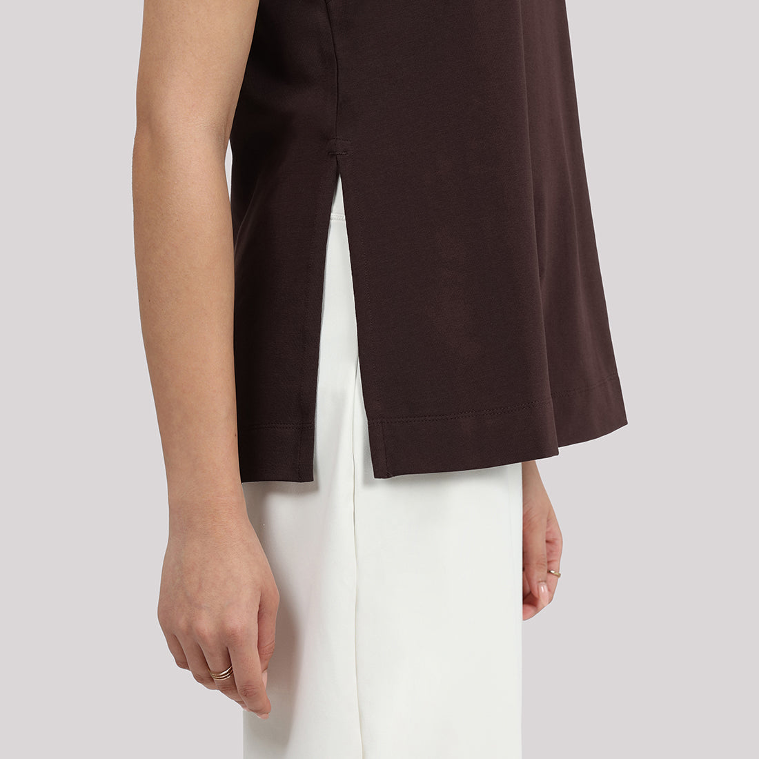 Last Tee Sleeveless Long Slit Top