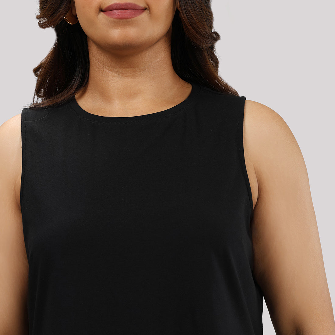Last Tee Sleeveless Long Slit Top