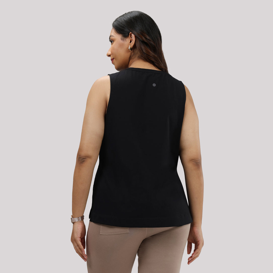 Last Tee Sleeveless Long Slit Top