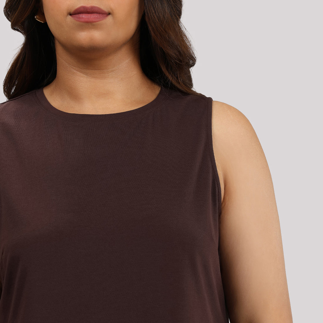 Last Tee Sleeveless Long Slit Top