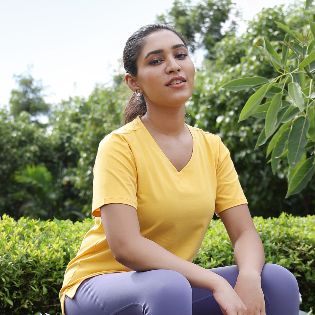 Last Tee - V Neck Half Sleeves