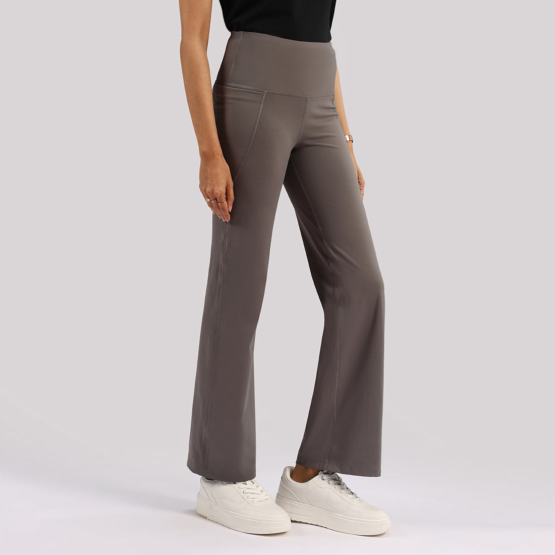 Ultimate Flare Pants Tall