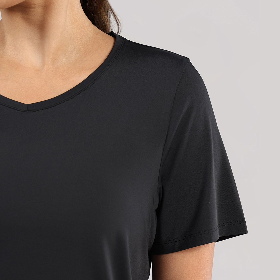 AeroCool™ Training - V Neck - BlissClub