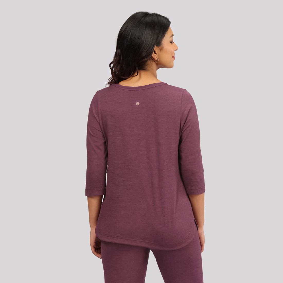 AirMelt ™ Apple Hem Tee - BlissClub