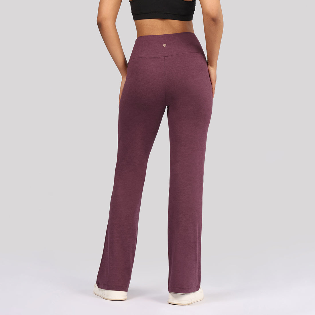 AirMelt™ Flare Pants - Lite