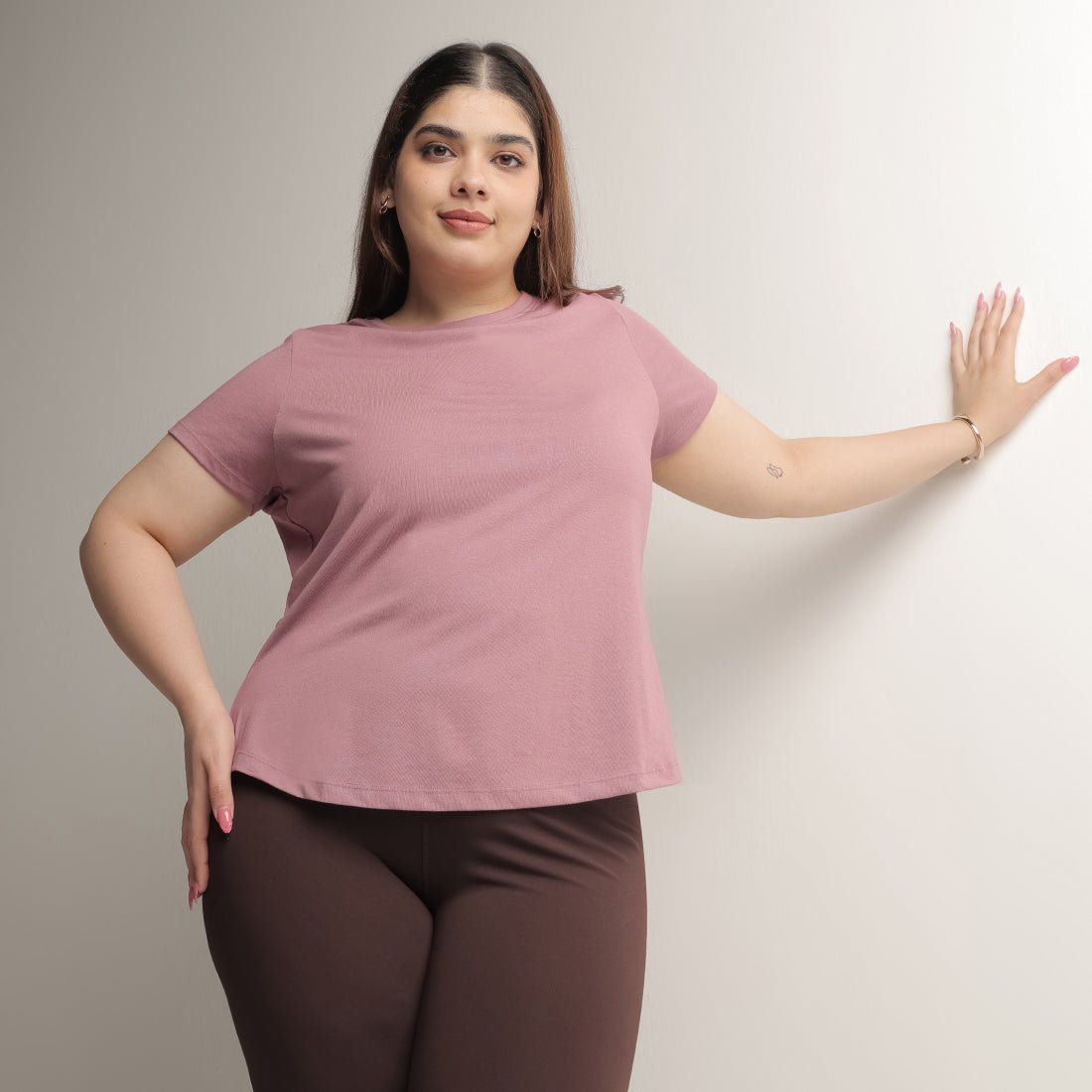 Cotton Pro Curved Hem Tee - BlissClub