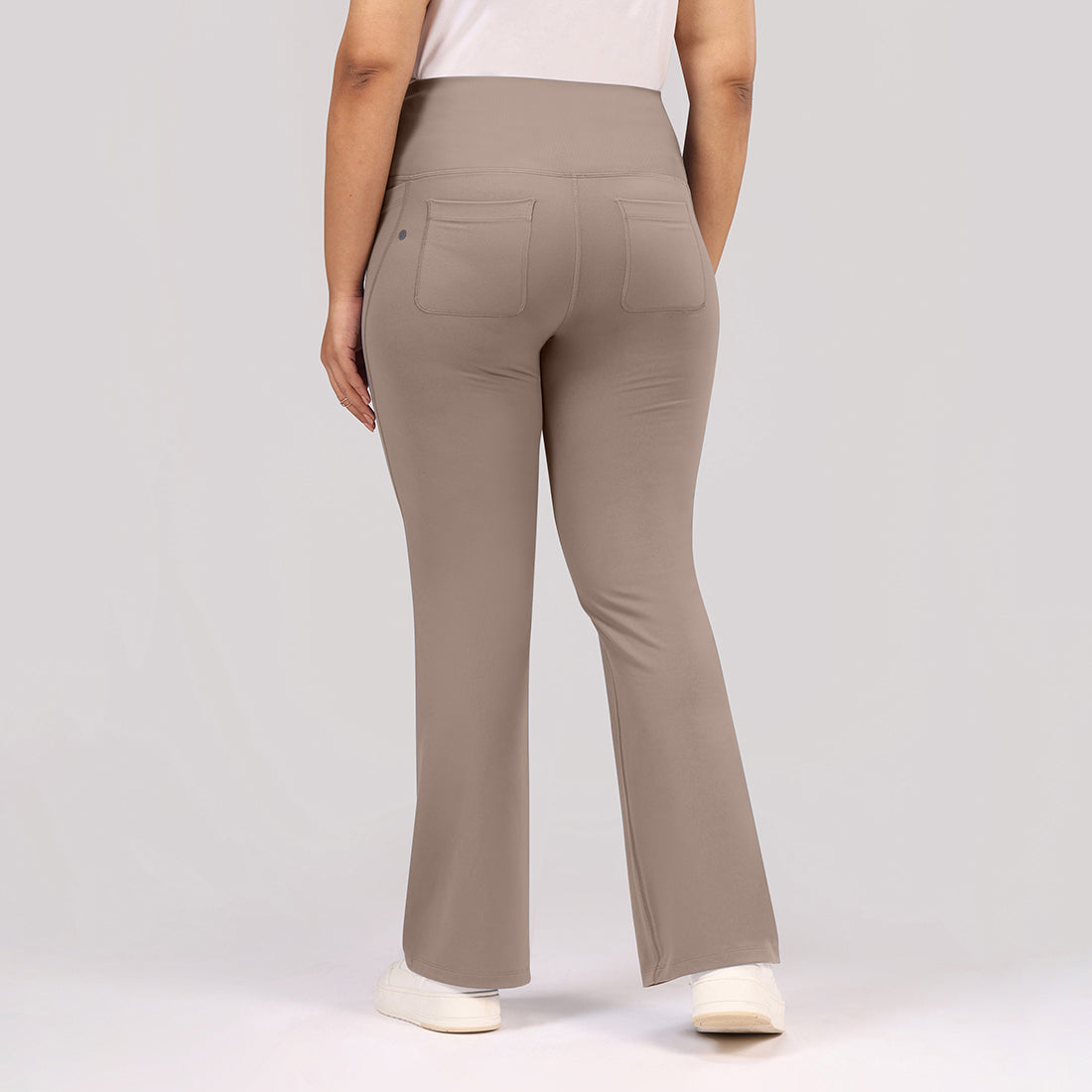 Ultimate Flare Pants Tall