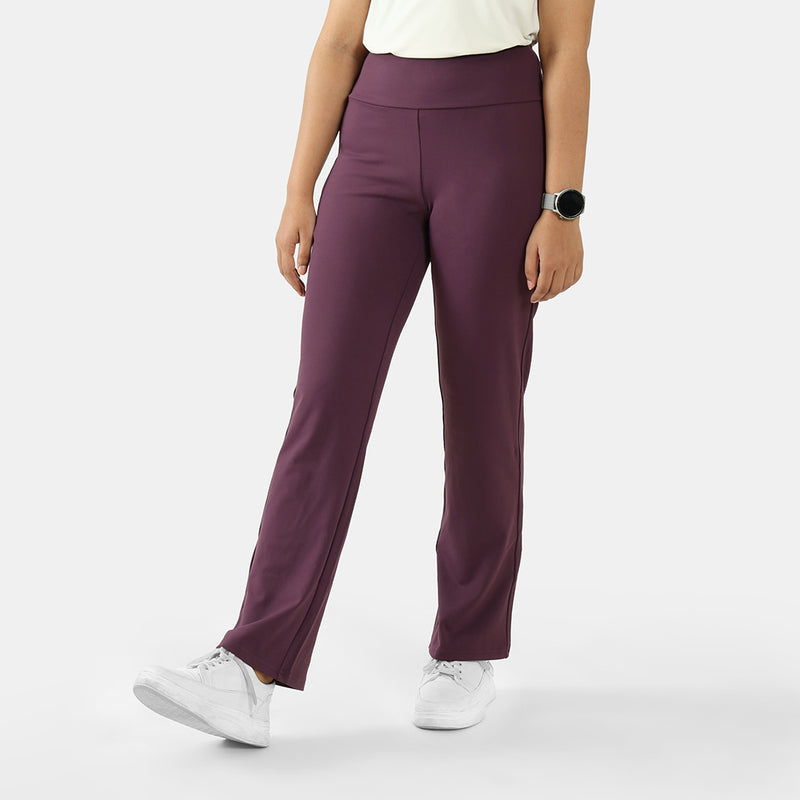 On-The-Go Straight Pants (Classic)