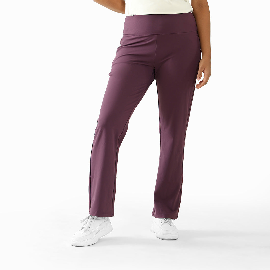 On-The-Go Straight Pants - Classic